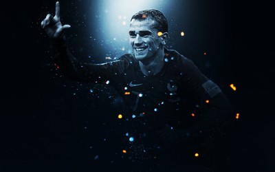 绿茵体育精华-亚马尔被犯规后微笑起身