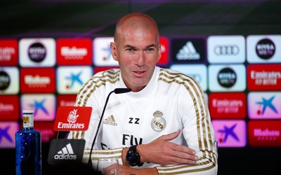 绿茵体育焦点-凯恩庆祝动作致敬谁